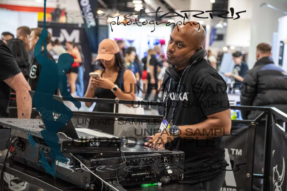 Yohka-Sydney-Friday-0108 • 11:23