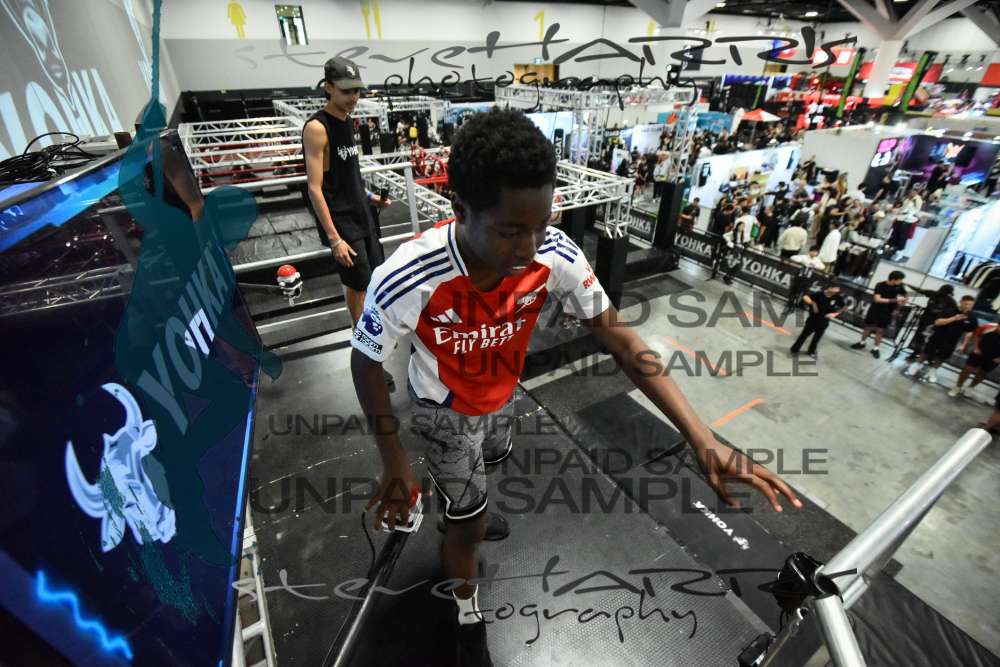 Yohka-Sydney-FridayDR2-0104 • 11:18