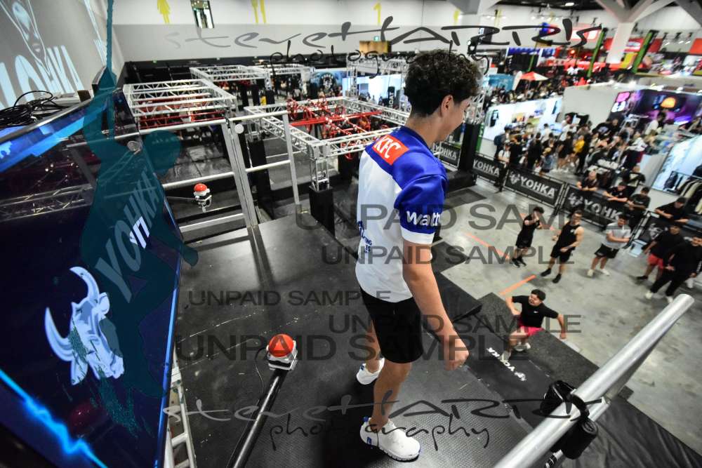 Yohka-Sydney-FridayDR2-0117 • 11:20