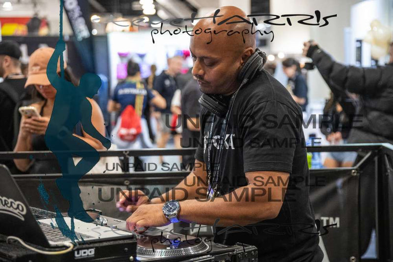 Yohka-Sydney-Friday-0109 • 11:23