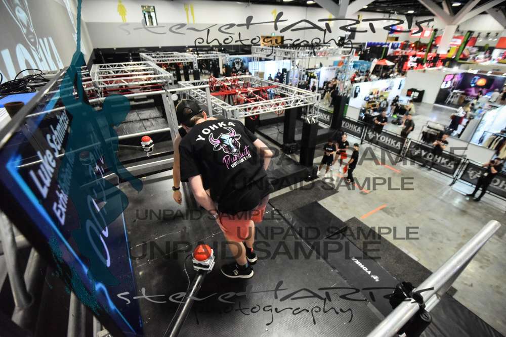 Yohka-Sydney-FridayDR2-0020 • 10:26