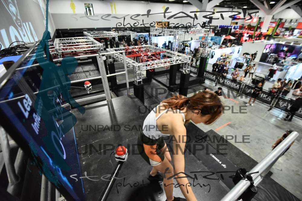 Yohka-Sydney-FridayDR2-0030 • 10:34