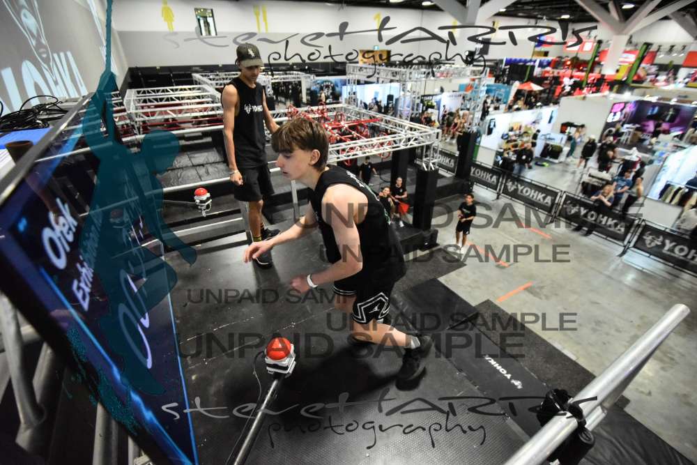 Yohka-Sydney-FridayDR2-0048 • 10:42