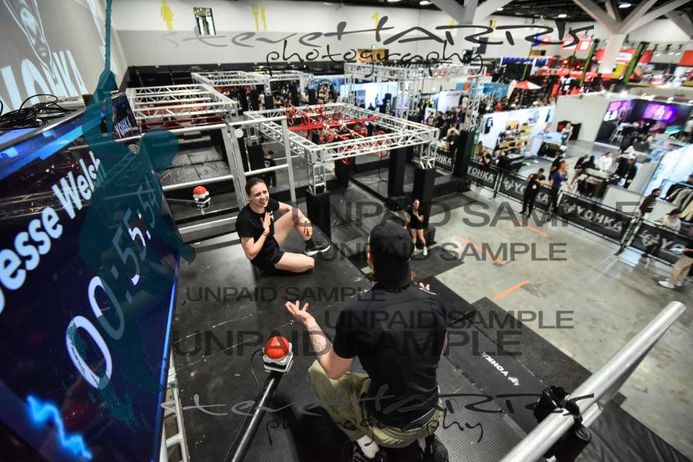 Yohka-Sydney-FridayDR2-0087 • 11:05