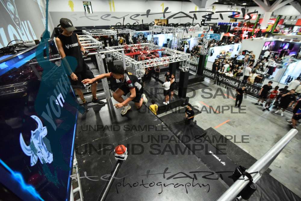 Yohka-Sydney-FridayDR2-0091 • 11:18