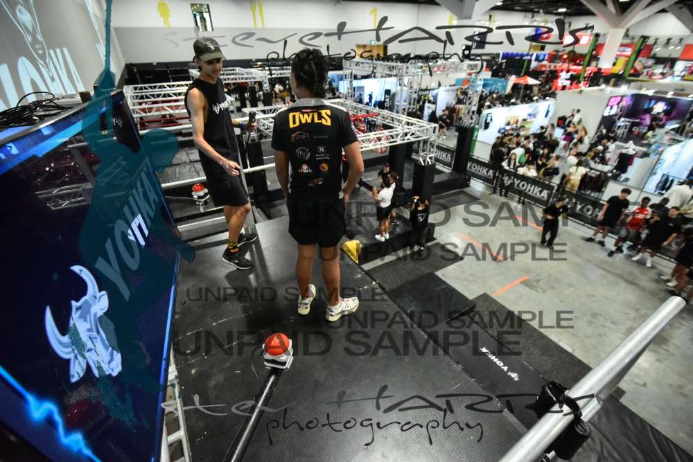 Yohka-Sydney-FridayDR2-0094 • 11:18