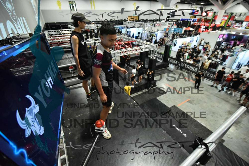 Yohka-Sydney-FridayDR2-0095 • 11:18