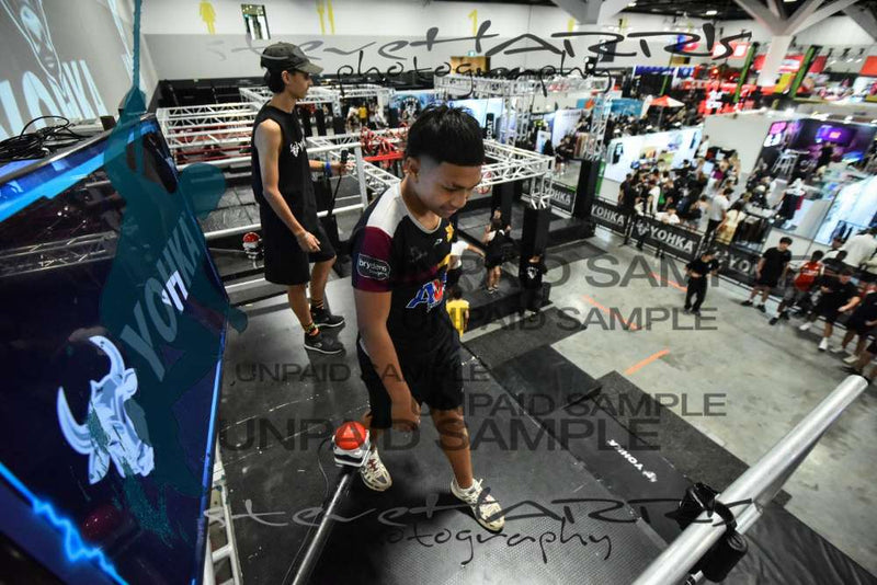 Yohka-Sydney-FridayDR2-0097 • 11:18