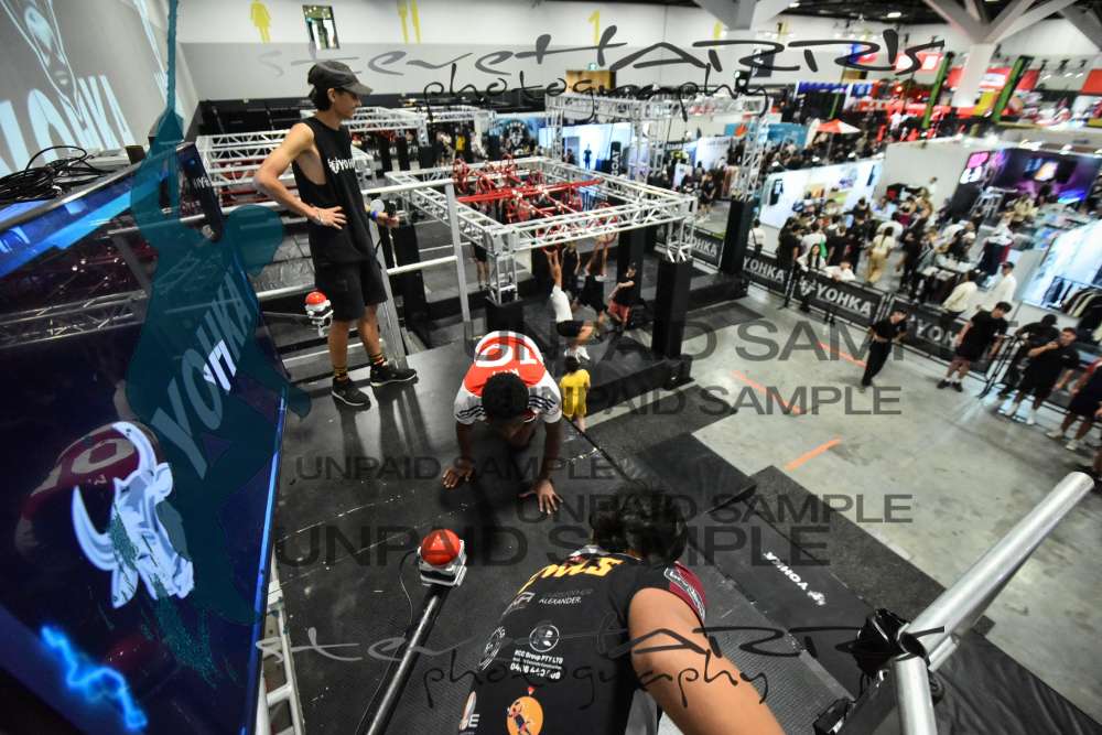 Yohka-Sydney-FridayDR2-0099 • 11:18