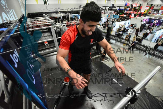 Yohka-Sydney-FridayDR2-0352 • 15:17