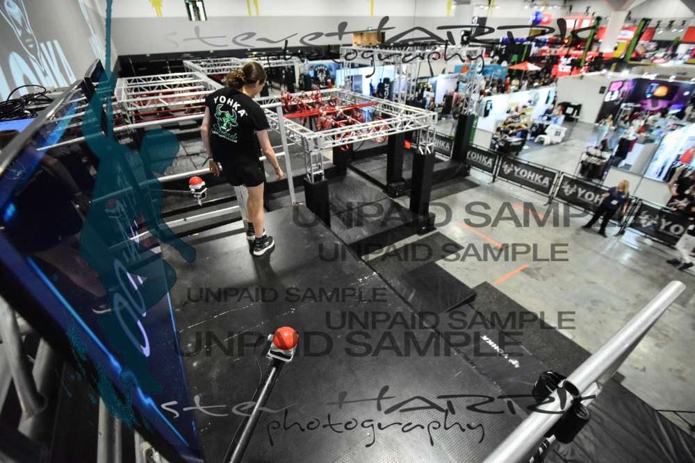 Yohka-Sydney-FridayDR2-0366 • 15:25