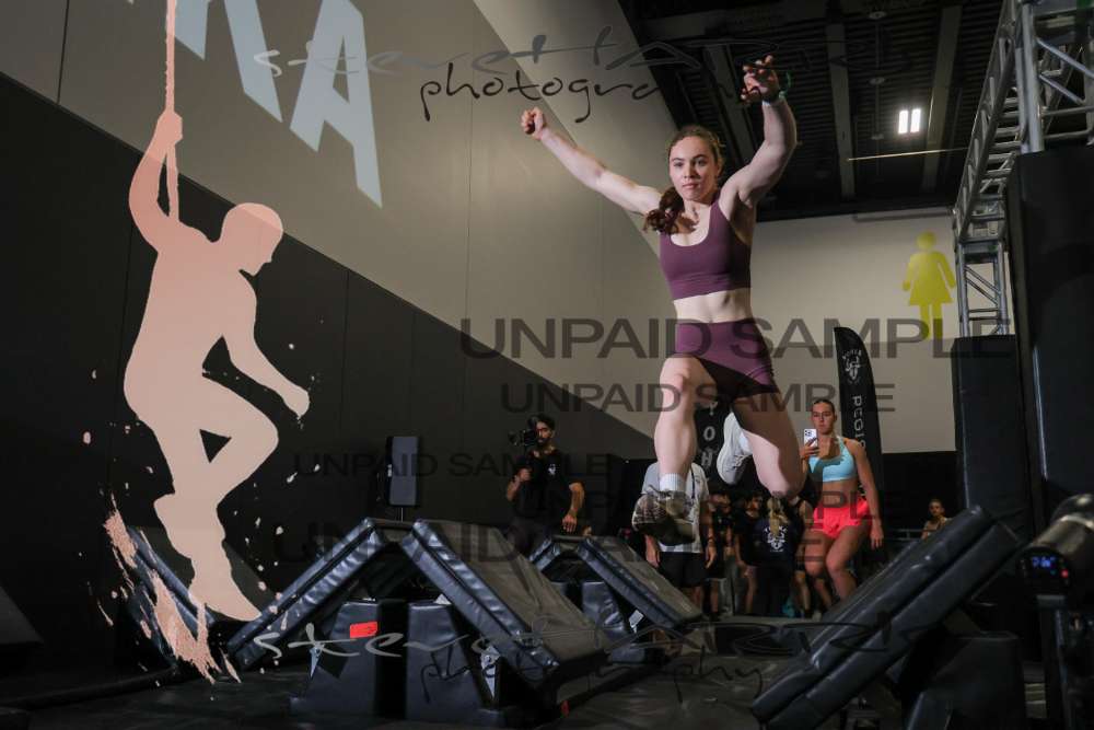 Yohka-Sydney-SaturdaySC-0137 • 12:01