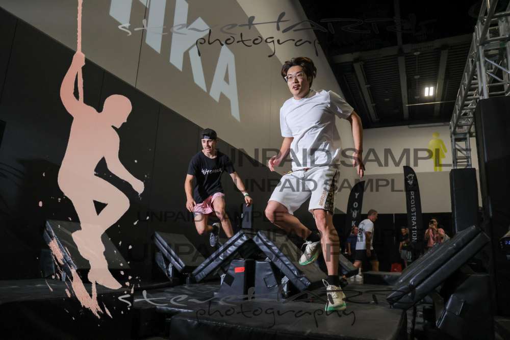 Yohka-Sydney-SaturdaySC-0204 • 13:04