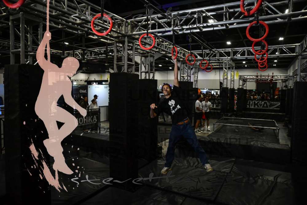 Yohka-Sydney-SaturdaySH-0400 • 13:58