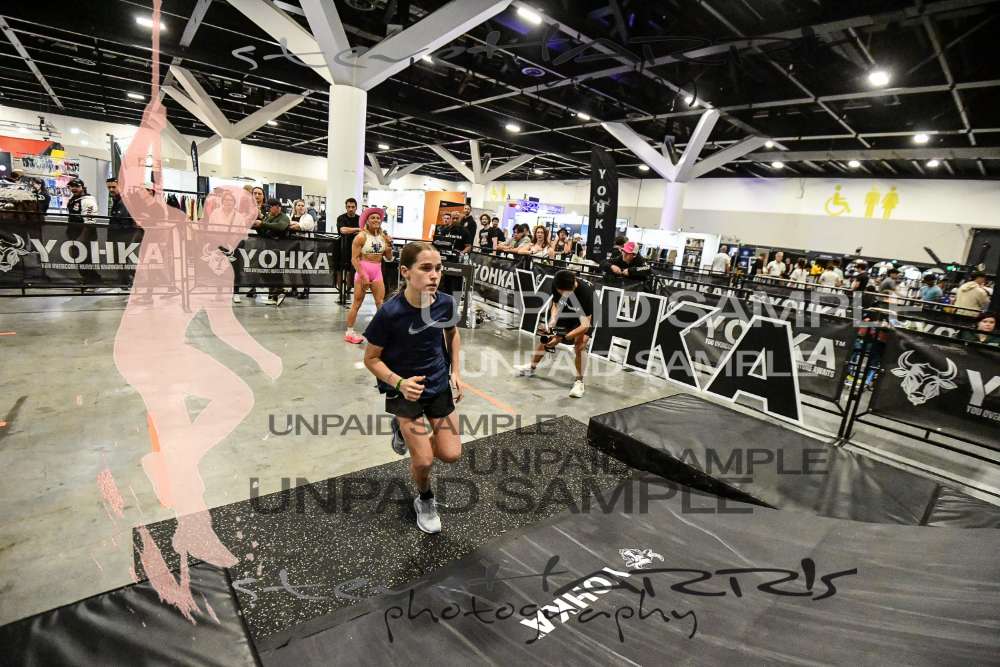 Yohka-Sydney-SundaySH1-0041 • 10:16