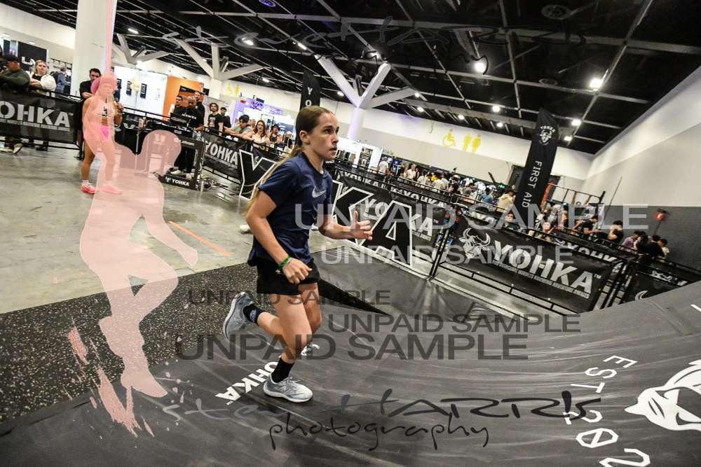 Yohka-Sydney-SundaySH1-0042 • 10:16