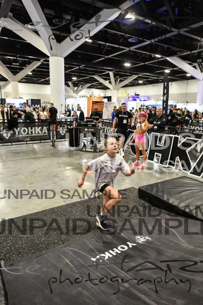 Yohka-Sydney-SundaySH1-0366 • 12:14