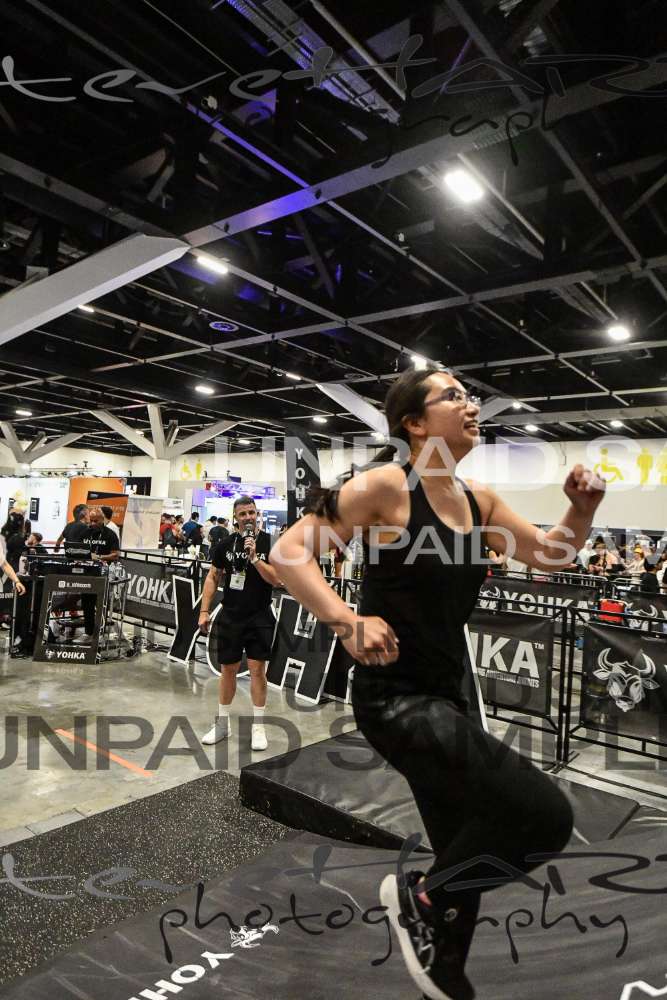 Yohka-Sydney-SundaySH1-0562 • 13:18